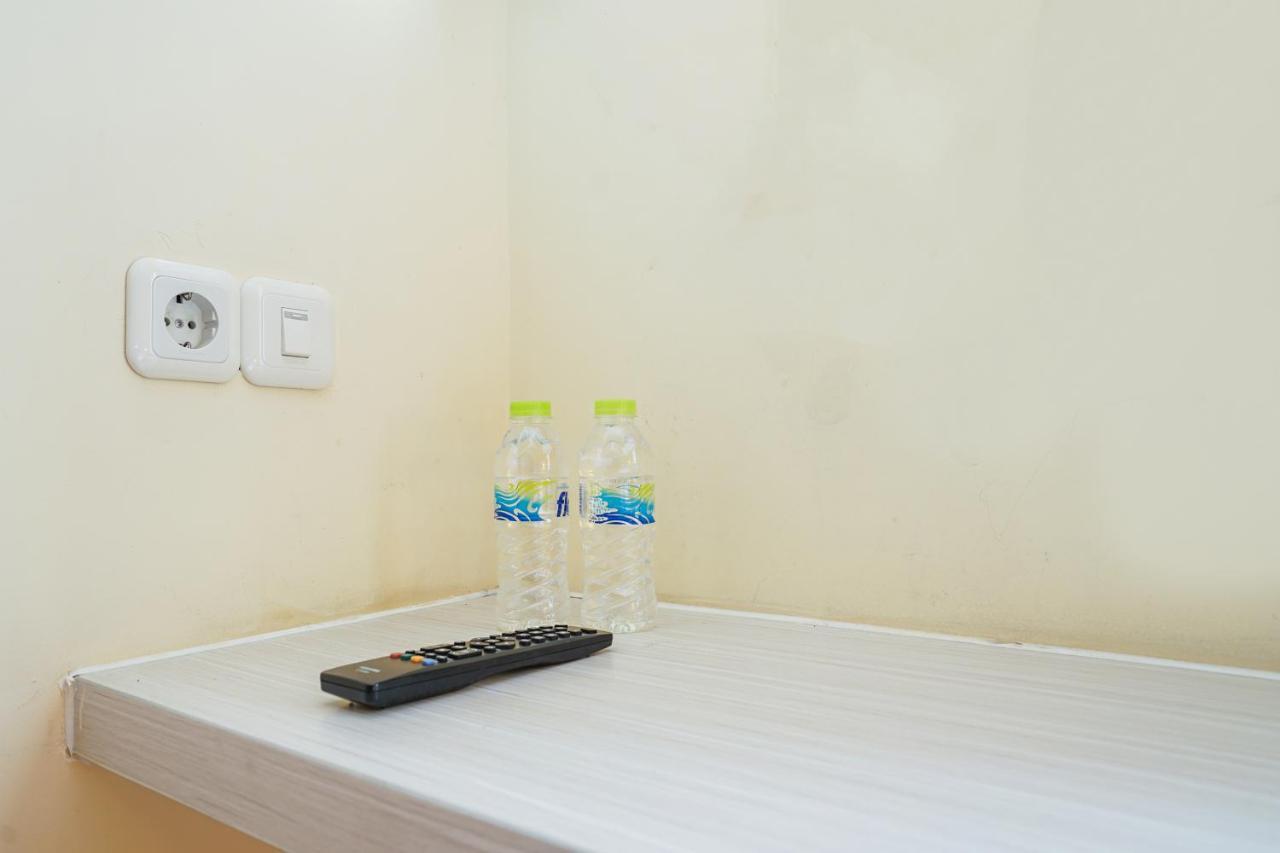 Pratisarawirya Guesthouse By Ecommerceloka Surabaya Exterior photo
